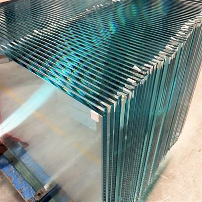 Low Iron Shower Glass Low Iron Shower Glass
